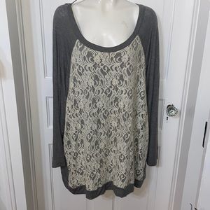 Kim & Cami Gray w/ Cream Floral Lace Pull On Sweatshirt / Shirt / Top / Blouse.